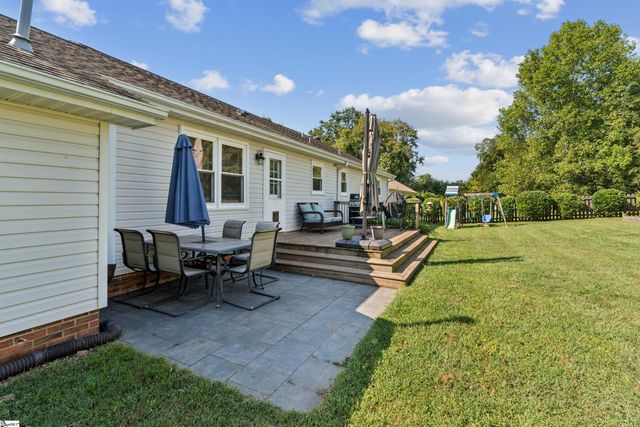 124 Zion School Road, Easley, SC 29642