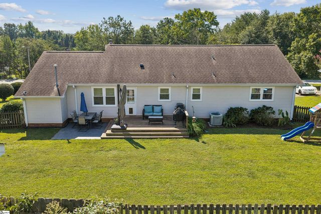 124 Zion School Road, Easley, SC 29642