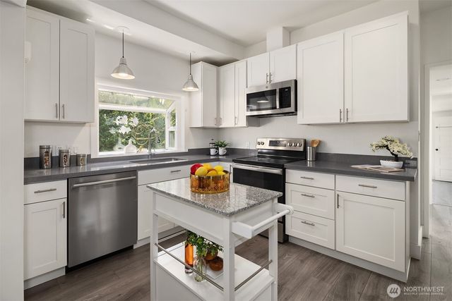 3943 S Orcas Street, Seattle, WA 98118