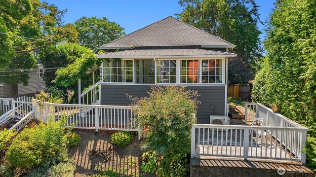 3943 S Orcas Street, Seattle, WA 98118