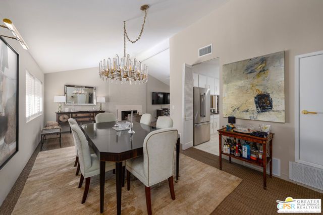 566 N Sunset Way, Palm Springs, CA 92262