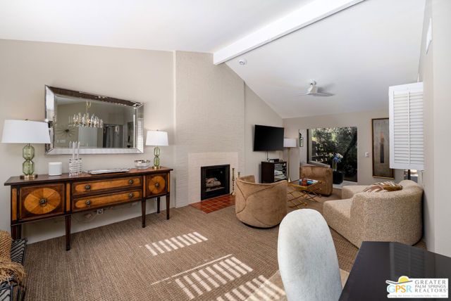 566 N Sunset Way, Palm Springs, CA 92262