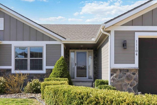 11104 N Belleview Avenue, Kansas City, MO 64155