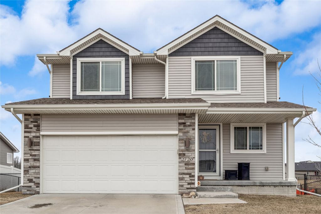 2720 NW 25th Street, Ankeny, IA 50023