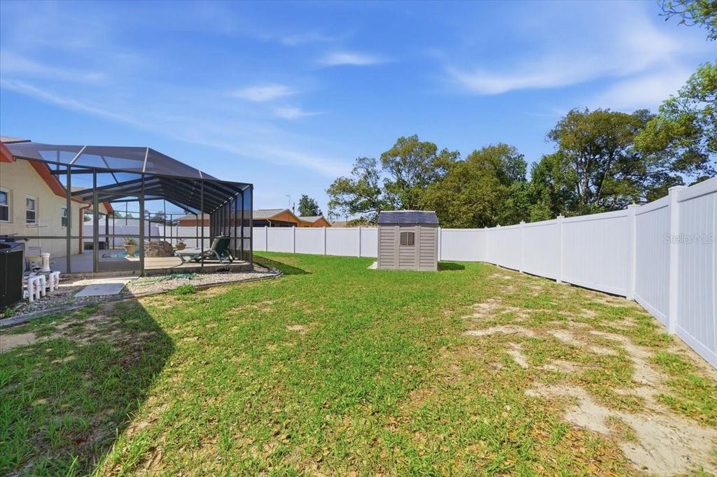 Image 16 of property listing at 6307 KINGWAY LANE, Spring Hill, FL 34608