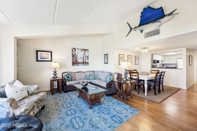 1334 SHIPWATCH Circle 1334, Fernandina Beach, FL 32034