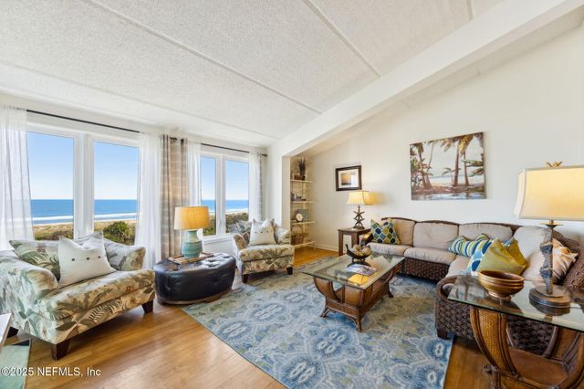 1334 SHIPWATCH Circle 1334, Fernandina Beach, FL 32034