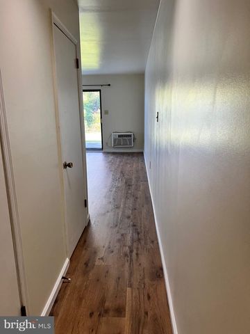 1338-C W WYOMISSING BLVD, Reading, PA 19609