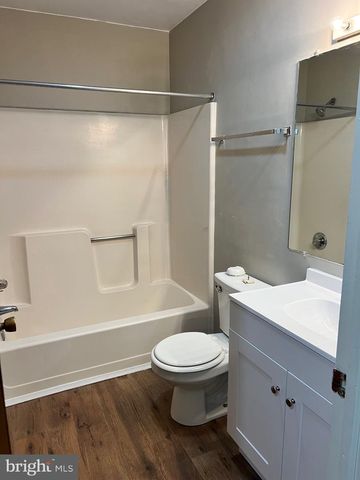 1338-C W WYOMISSING BLVD, Reading, PA 19609