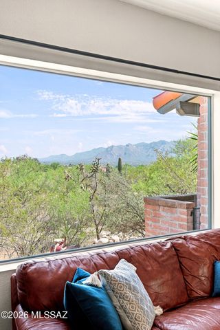 4961 W Placita De Los Vientos, Tucson, AZ 85745