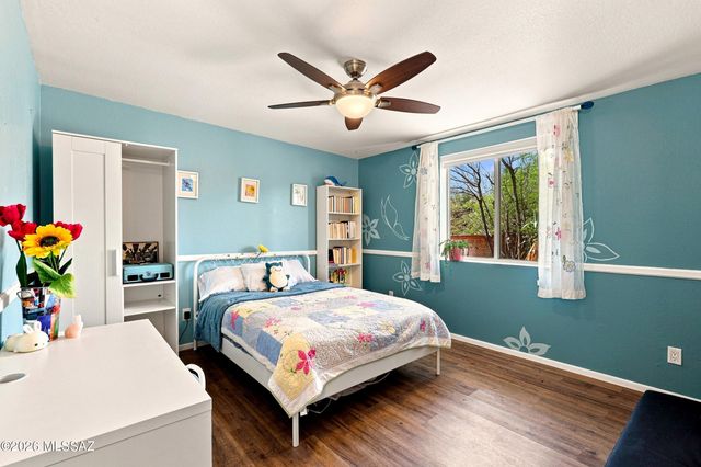 4961 W Placita De Los Vientos, Tucson, AZ 85745