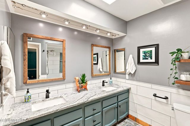 4961 W Placita De Los Vientos, Tucson, AZ 85745