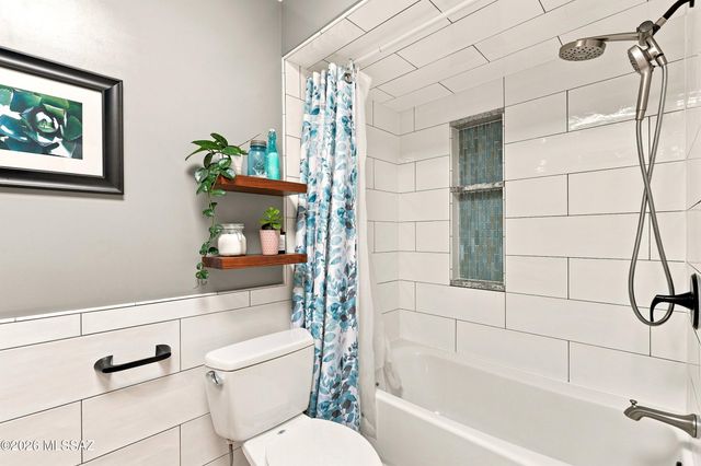 4961 W Placita De Los Vientos, Tucson, AZ 85745