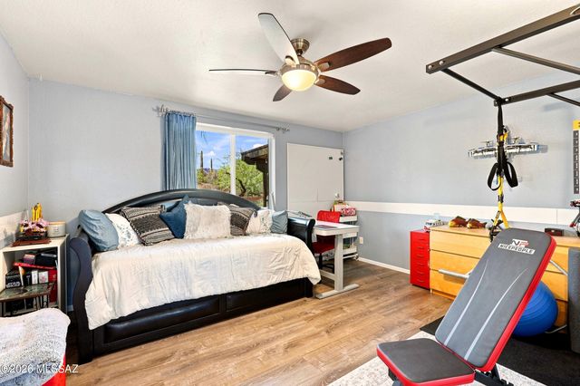 4961 W Placita De Los Vientos, Tucson, AZ 85745