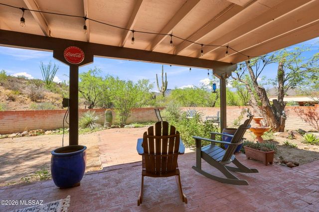 4961 W Placita De Los Vientos, Tucson, AZ 85745