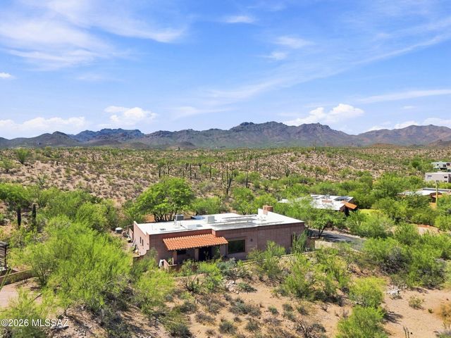 4961 W Placita De Los Vientos, Tucson, AZ 85745