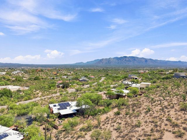 4961 W Placita De Los Vientos, Tucson, AZ 85745