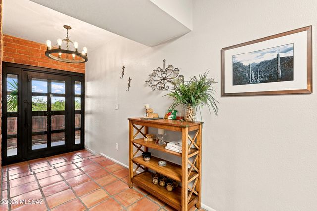 4961 W Placita De Los Vientos, Tucson, AZ 85745