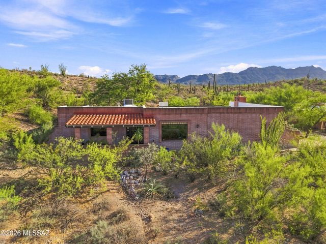 4961 W Placita De Los Vientos, Tucson, AZ 85745