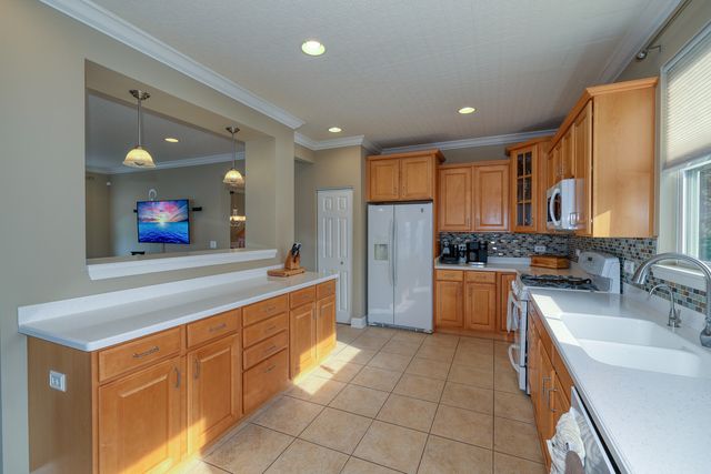 Address unavailable.