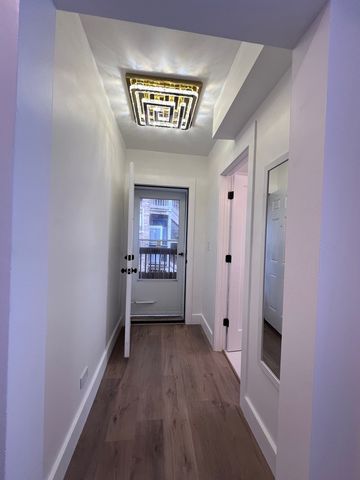 6508 N Richmond Street 1B, Chicago, IL 60645