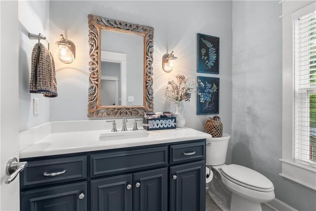 131 Anchor Drive, Lake Tapawingo, MO 64015