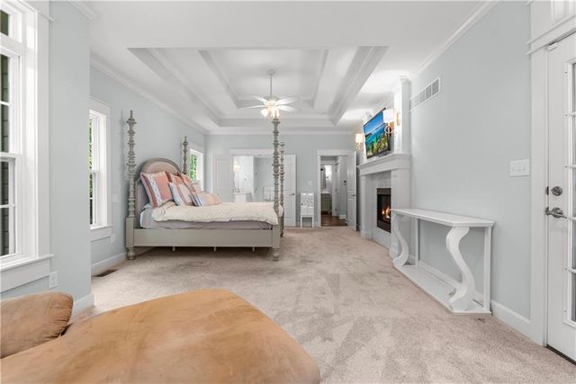 131 Anchor Drive, Lake Tapawingo, MO 64015