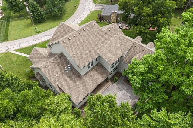 131 Anchor Drive, Lake Tapawingo, MO 64015