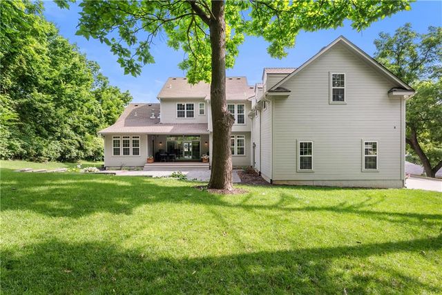131 Anchor Drive, Lake Tapawingo, MO 64015