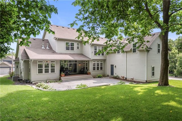 131 Anchor Drive, Lake Tapawingo, MO 64015
