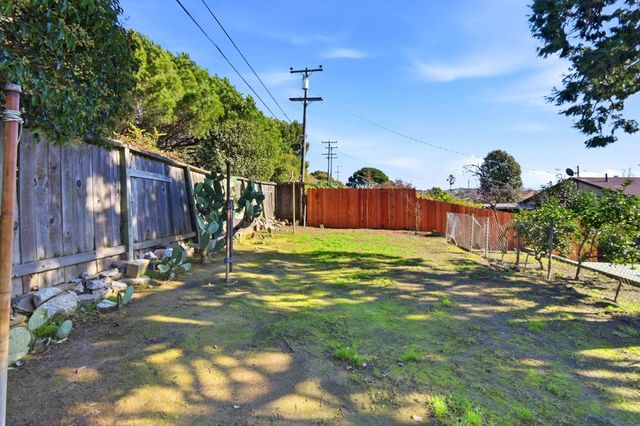 426 La Jolla St, Vallejo, CA 94591