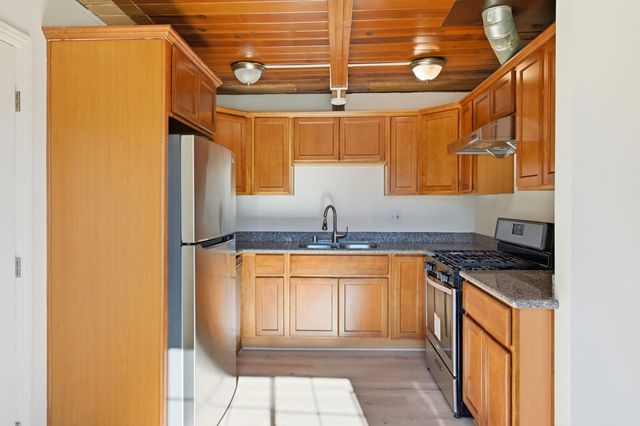 426 La Jolla St, Vallejo, CA 94591