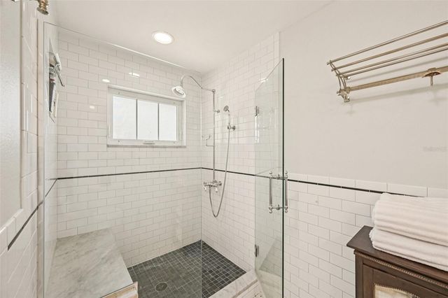 207 23RD STREET W, Bradenton, FL 34205