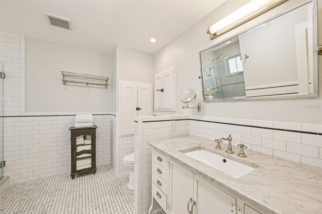 207 23RD STREET W, Bradenton, FL 34205