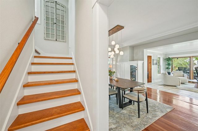 207 23RD STREET W, Bradenton, FL 34205