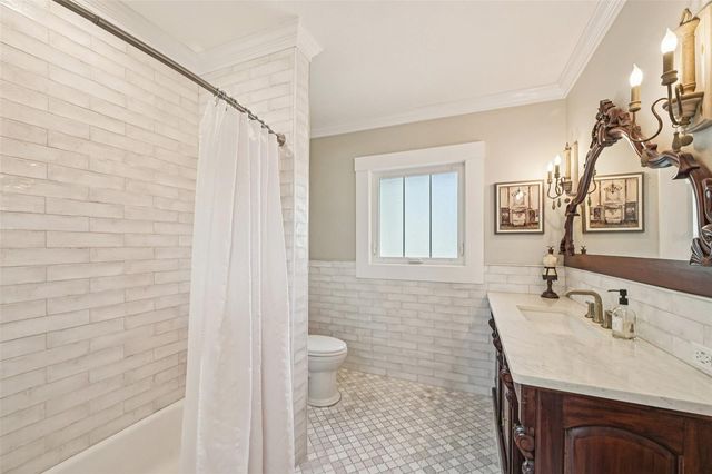 207 23RD STREET W, Bradenton, FL 34205