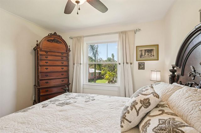 207 23RD STREET W, Bradenton, FL 34205