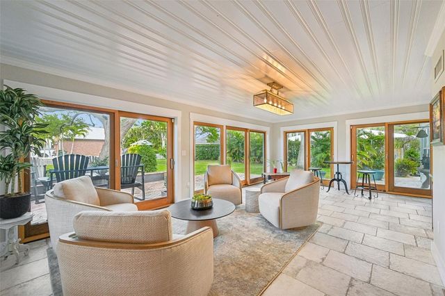 207 23RD STREET W, Bradenton, FL 34205