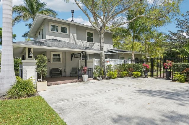 207 23RD STREET W, Bradenton, FL 34205