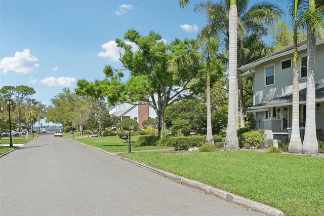 207 23RD STREET W, Bradenton, FL 34205