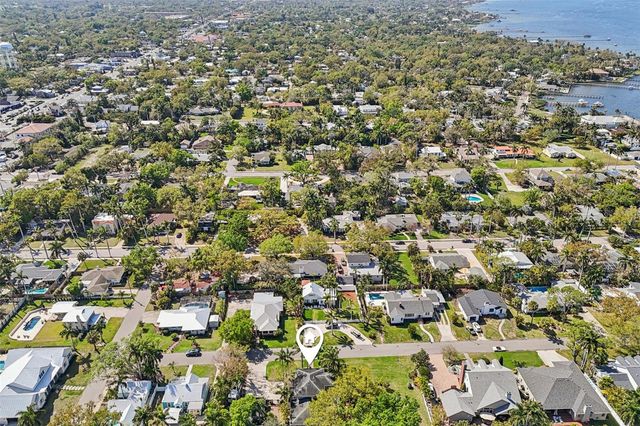 207 23RD STREET W, Bradenton, FL 34205