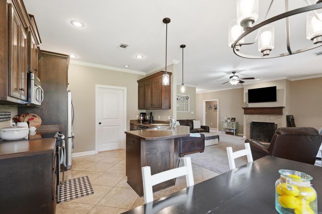 77 Oak Tree Circle, Conway, AR 72032