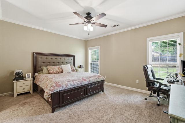 77 Oak Tree Circle, Conway, AR 72032