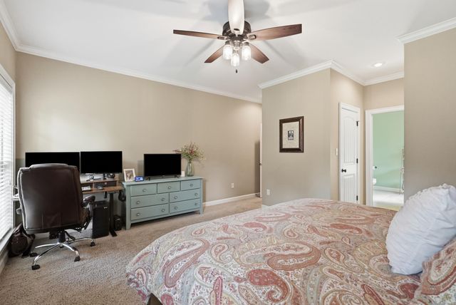 77 Oak Tree Circle, Conway, AR 72032