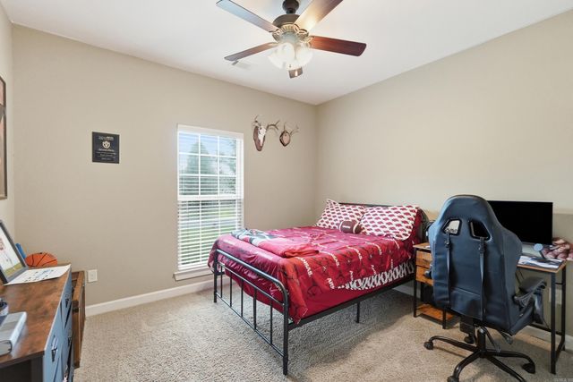 77 Oak Tree Circle, Conway, AR 72032