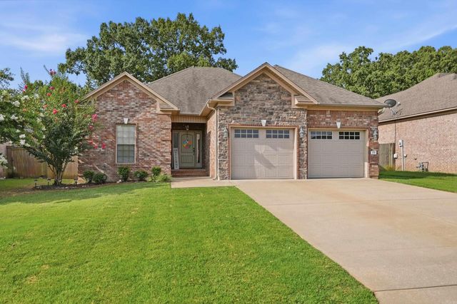 77 Oak Tree Circle, Conway, AR 72032