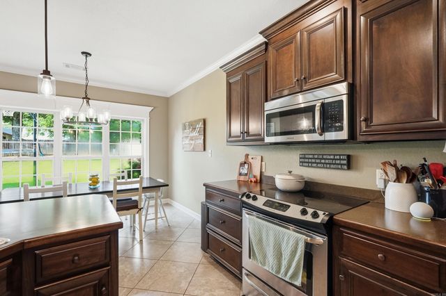 77 Oak Tree Circle, Conway, AR 72032