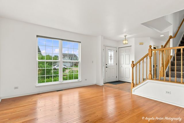 10570 Wing Pointe Drive, Huntley, IL 60142