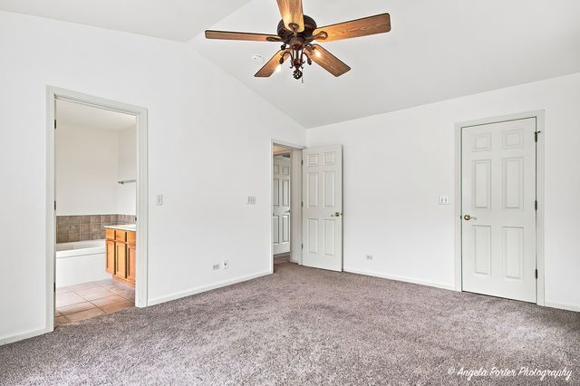 10570 Wing Pointe Drive, Huntley, IL 60142