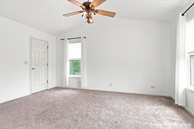 10570 Wing Pointe Drive, Huntley, IL 60142